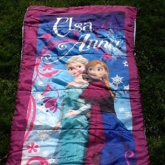 Disney Bedding Disneys Frozen Sleeping Bag Wanna And Elsa Poshmark